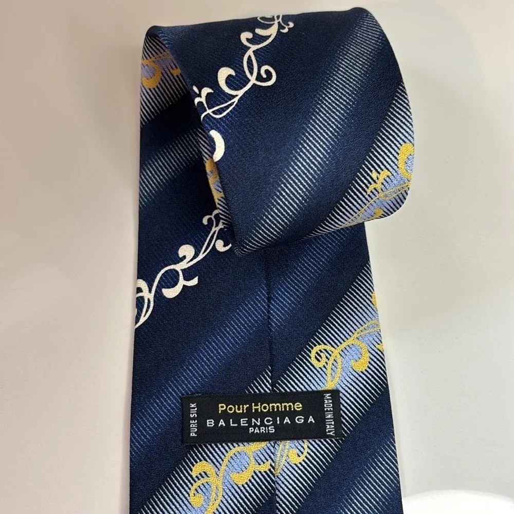 Balenciaga Paris Pour Homme Men’s OS 100% Silk Necktie Tie Made in Italy EUC!